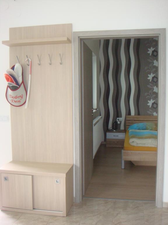 Apartman Kurdejov Hustopeče Exterior foto