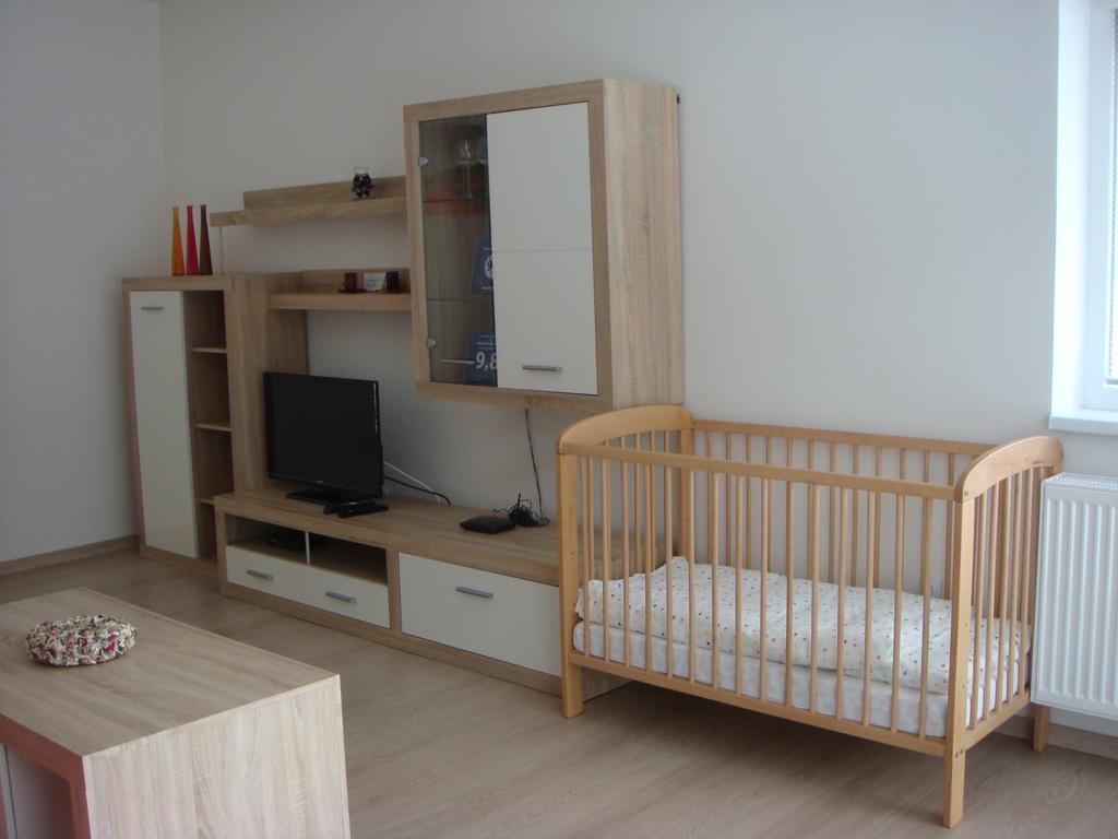 Apartman Kurdejov Hustopeče Exterior foto